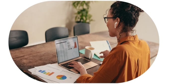 woman-working